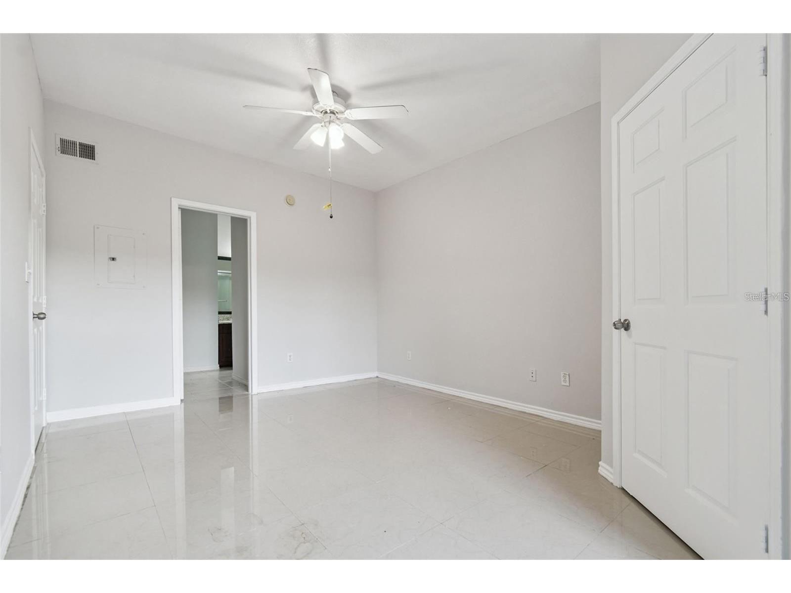 4304 Bayside Village Drive #103 Tampa FL 33615 TB8480003 image6