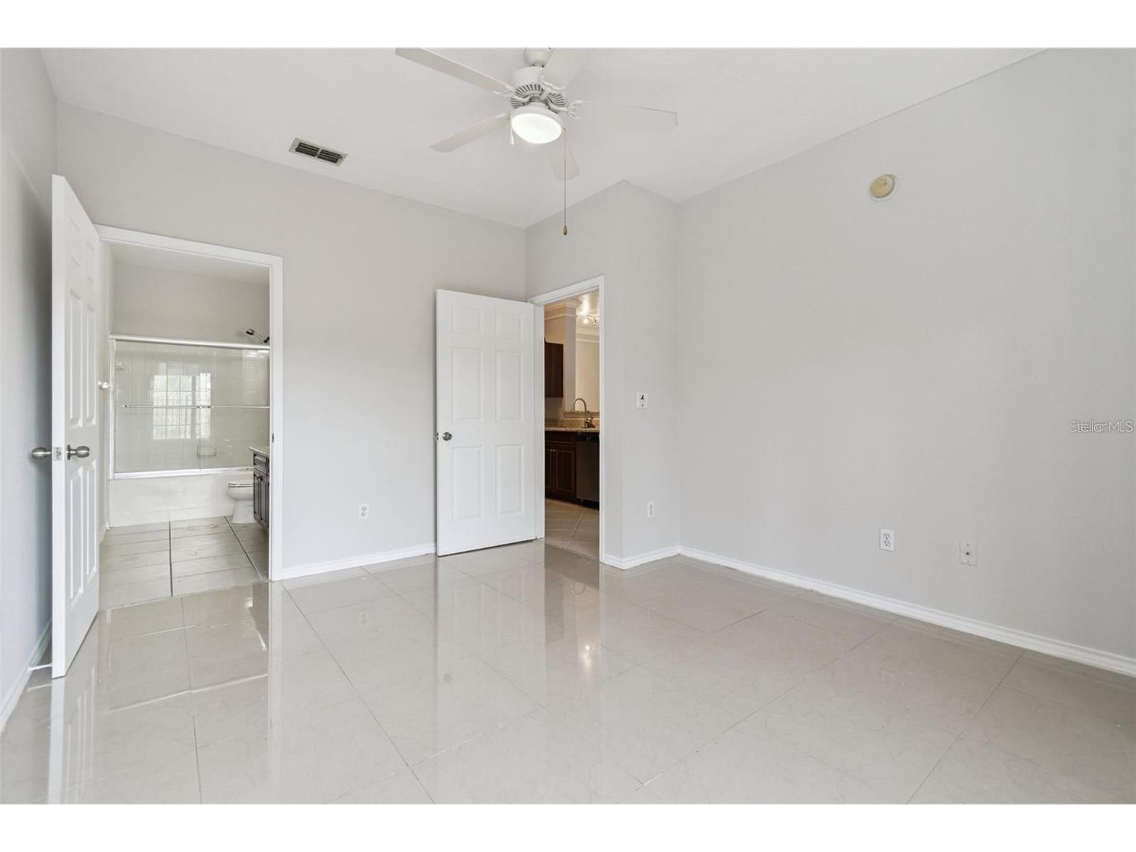 4304 Bayside Village Drive #103 Tampa FL 33615 TB8480003 image9