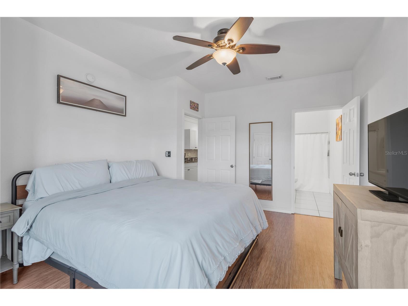 4304 Bayside Village Drive #201 Tampa FL 33615 TB8490148 image11