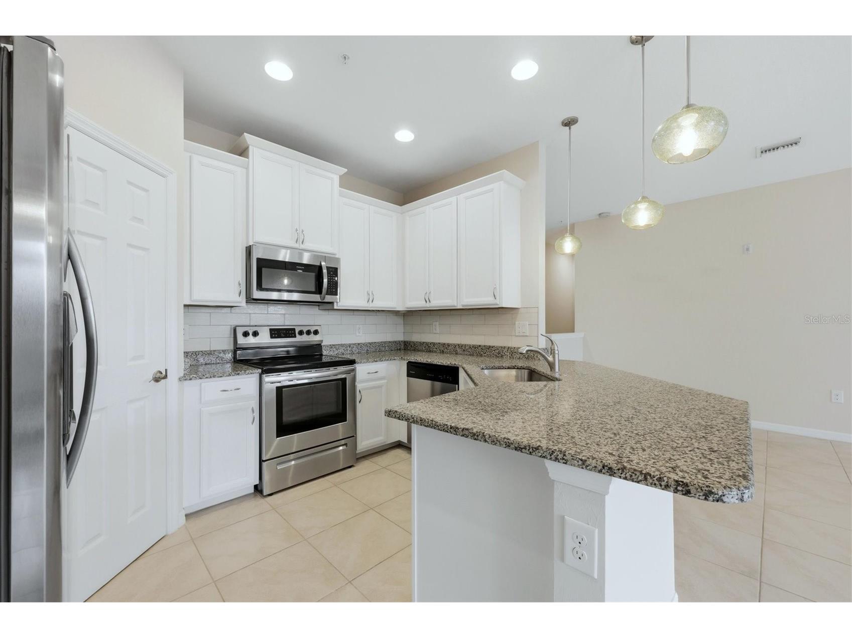 4304 Expedition Way Way #105 Osprey FL 34229 N6143250 image24