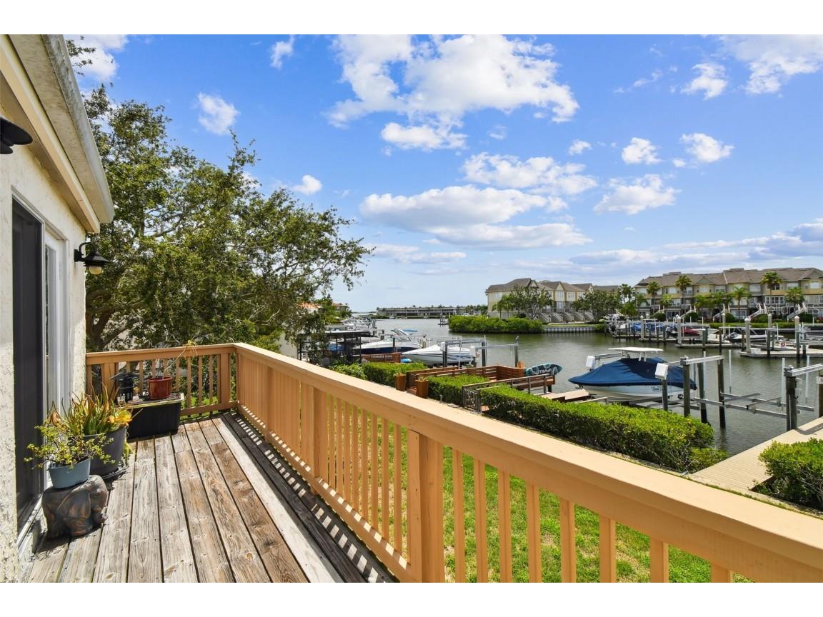 4304 Harbor House Drive Tampa FL 33615 - TAMPA BAY TB8443893 image1