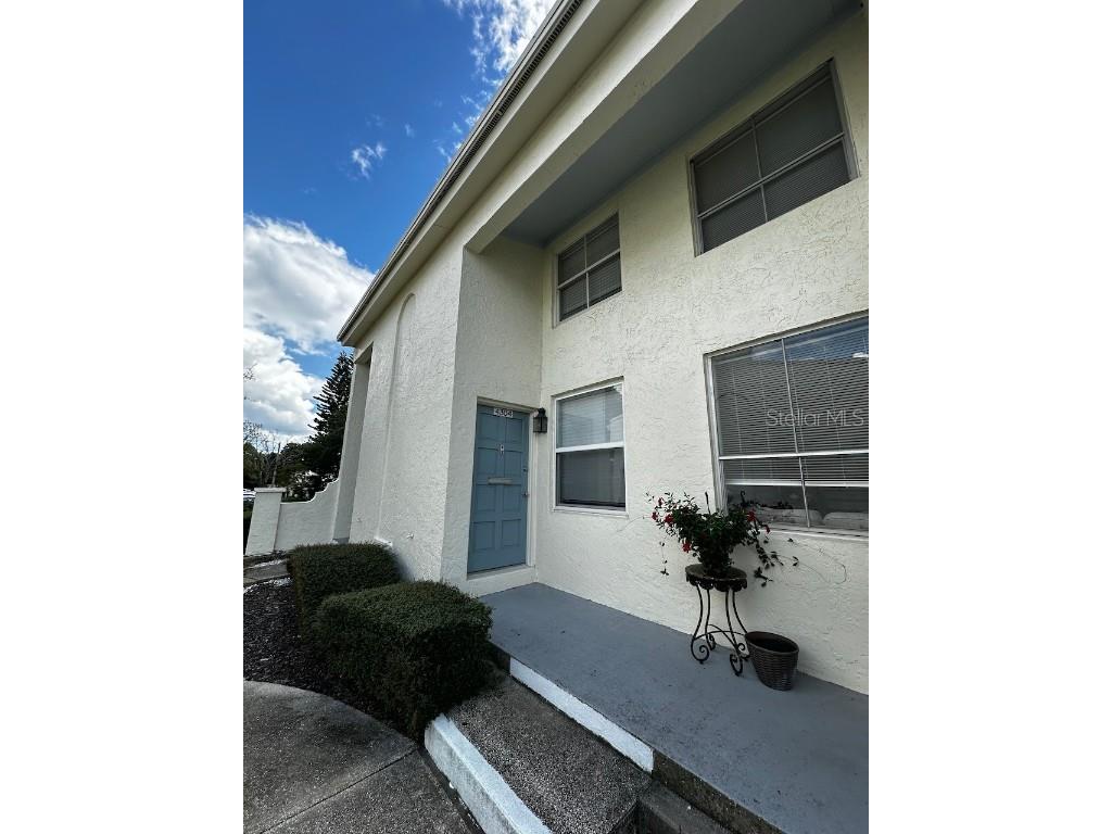 4304 La Mora Court Tampa FL 33611 J989536 image1