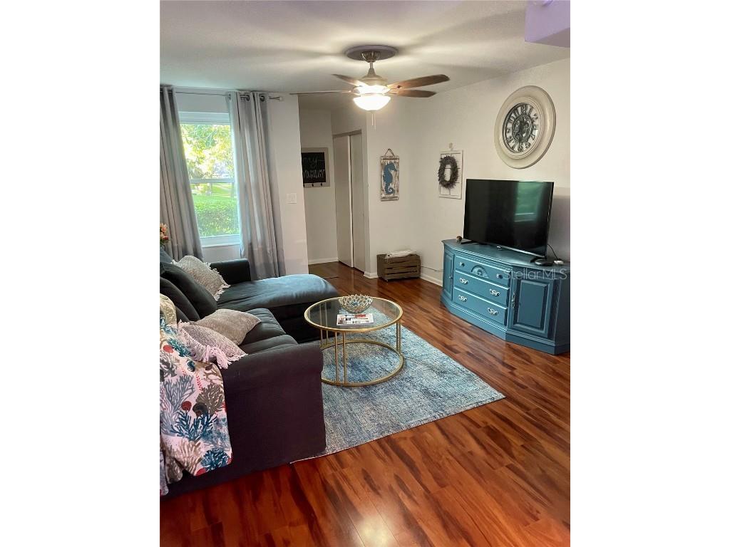 4304 La Riviera Court Tampa FL 33611 TB8427186 image4