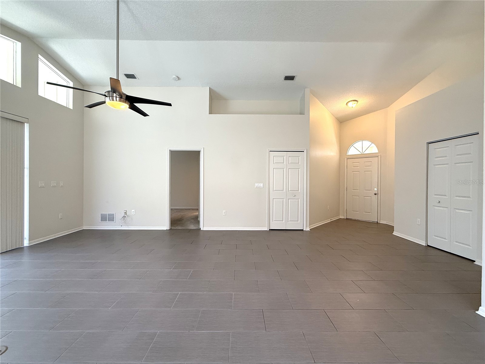 4304 Marcott Circle Sarasota FL 34233 C7528015 image11