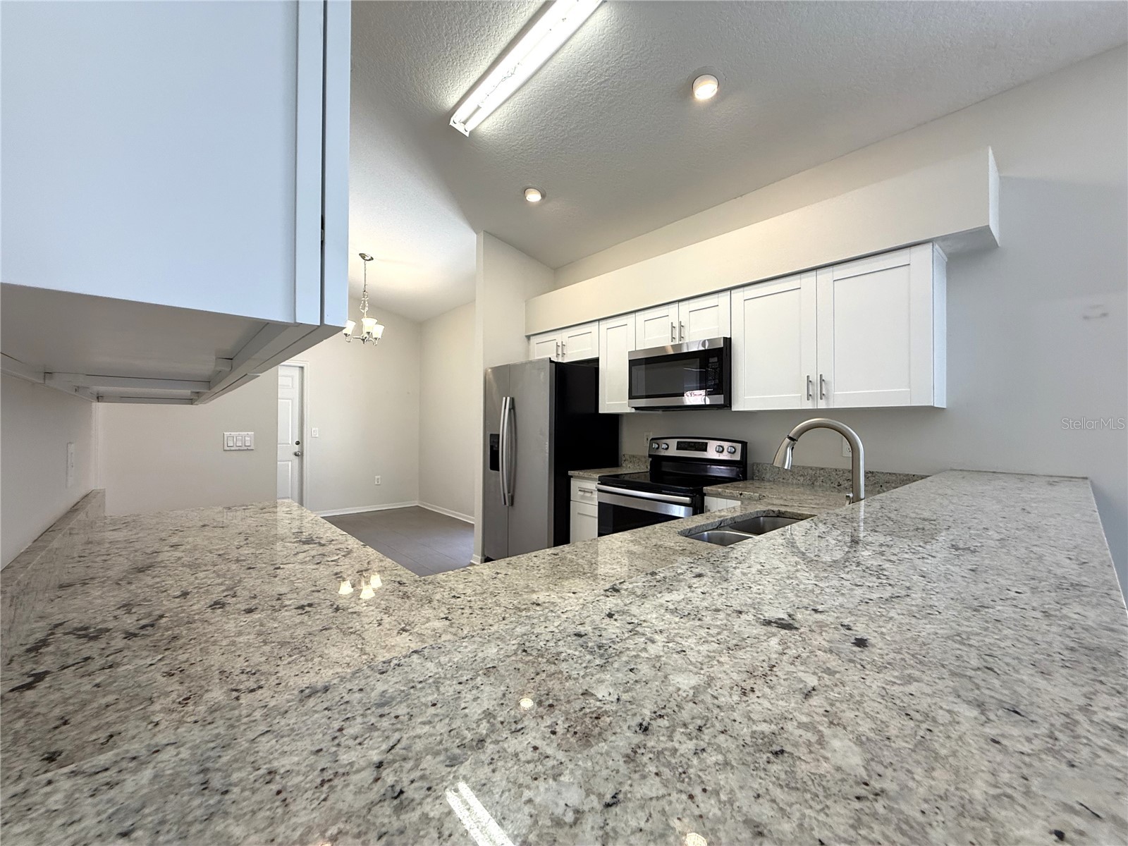 4304 Marcott Circle Sarasota FL 34233 C7528015 image18