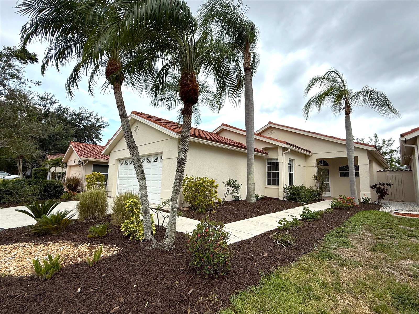 4304 Marcott Circle Sarasota FL 34233 C7528015 image2