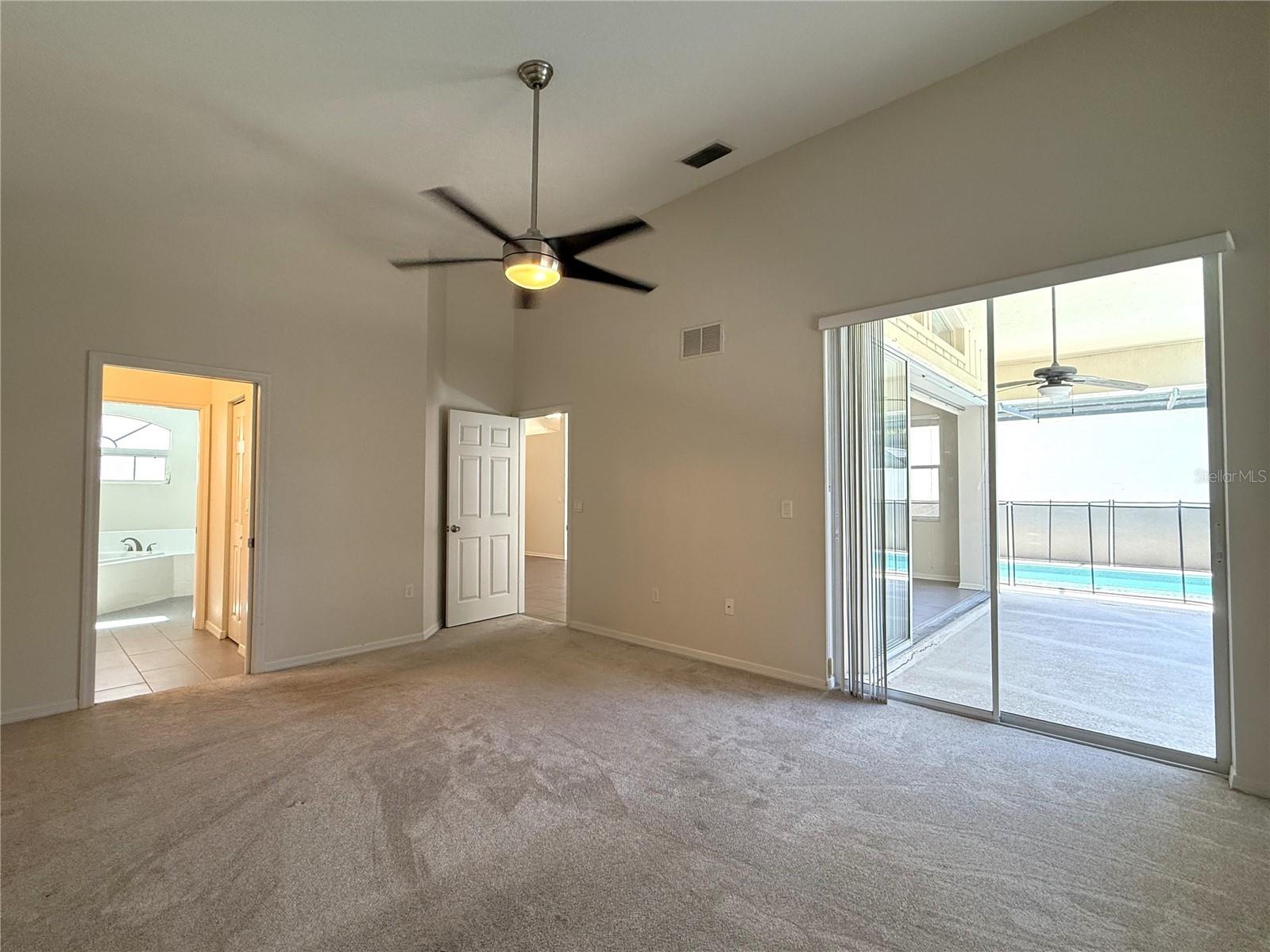 4304 Marcott Circle Sarasota FL 34233 C7528015 image36