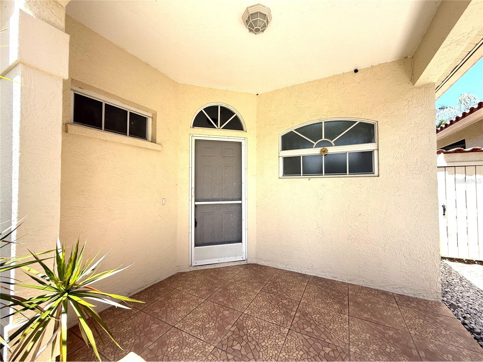 4304 Marcott Circle Sarasota FL 34233 C7528015 image5