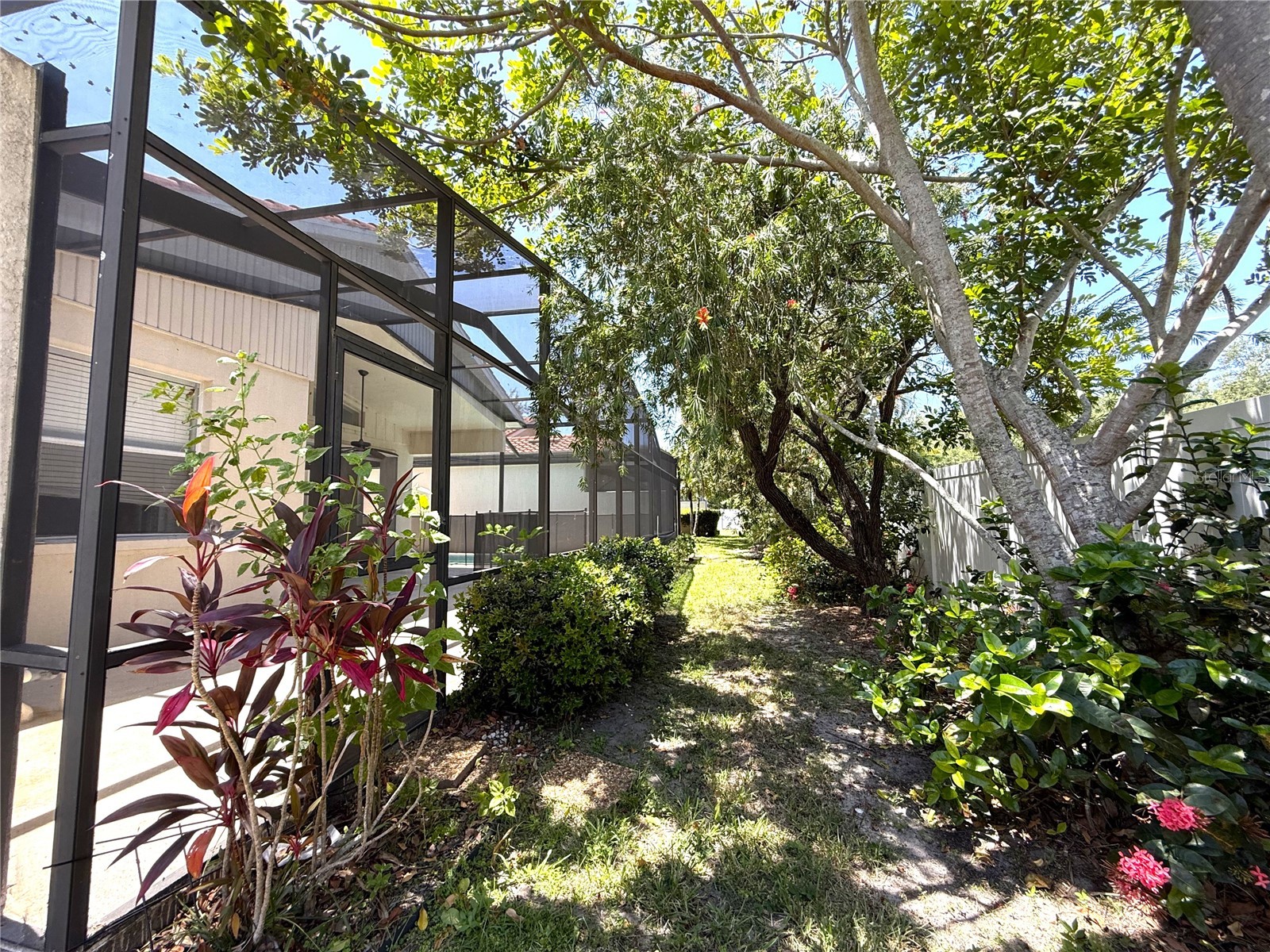 4304 Marcott Circle Sarasota FL 34233 C7528015 image53
