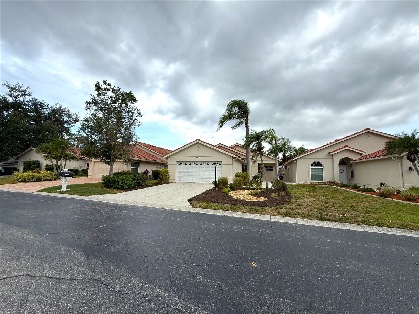 4304 Marcott Circle Sarasota FL 34233 C7528015 image6