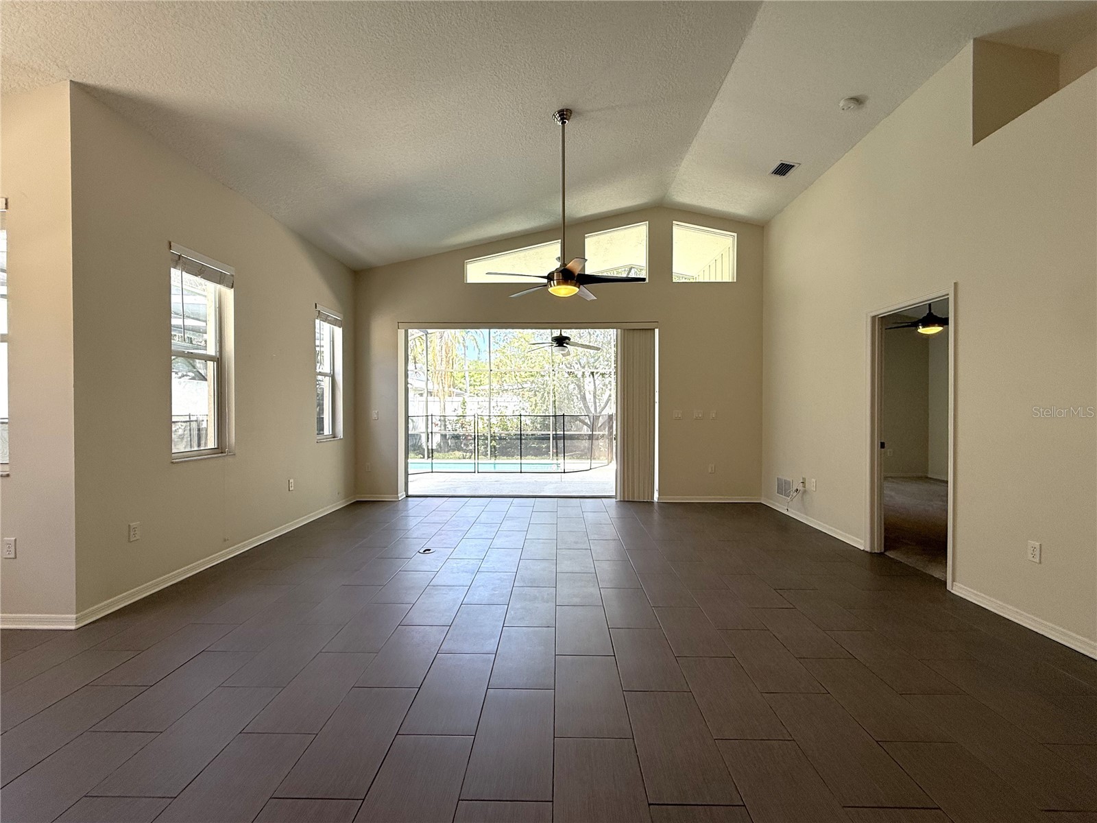 4304 Marcott Circle Sarasota FL 34233 C7528015 image9