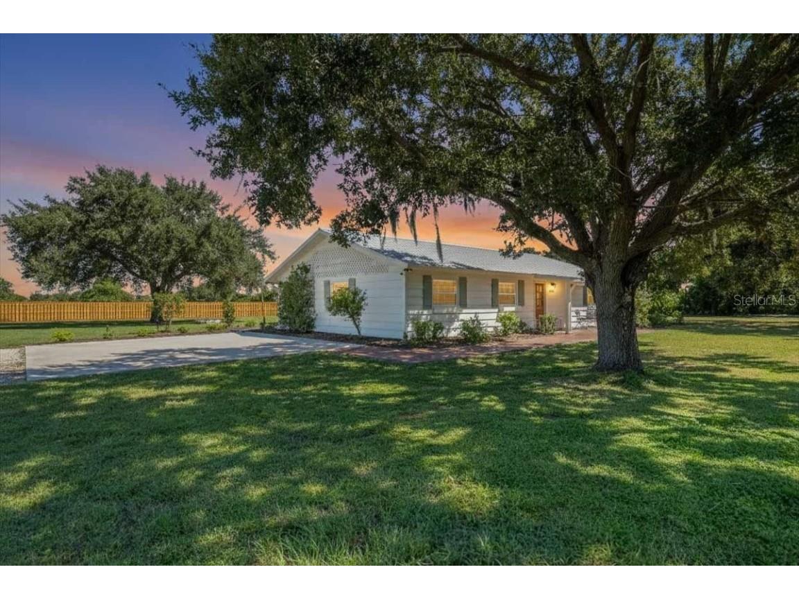 4305 57th Street E Palmetto FL 34221 A4666341 image1