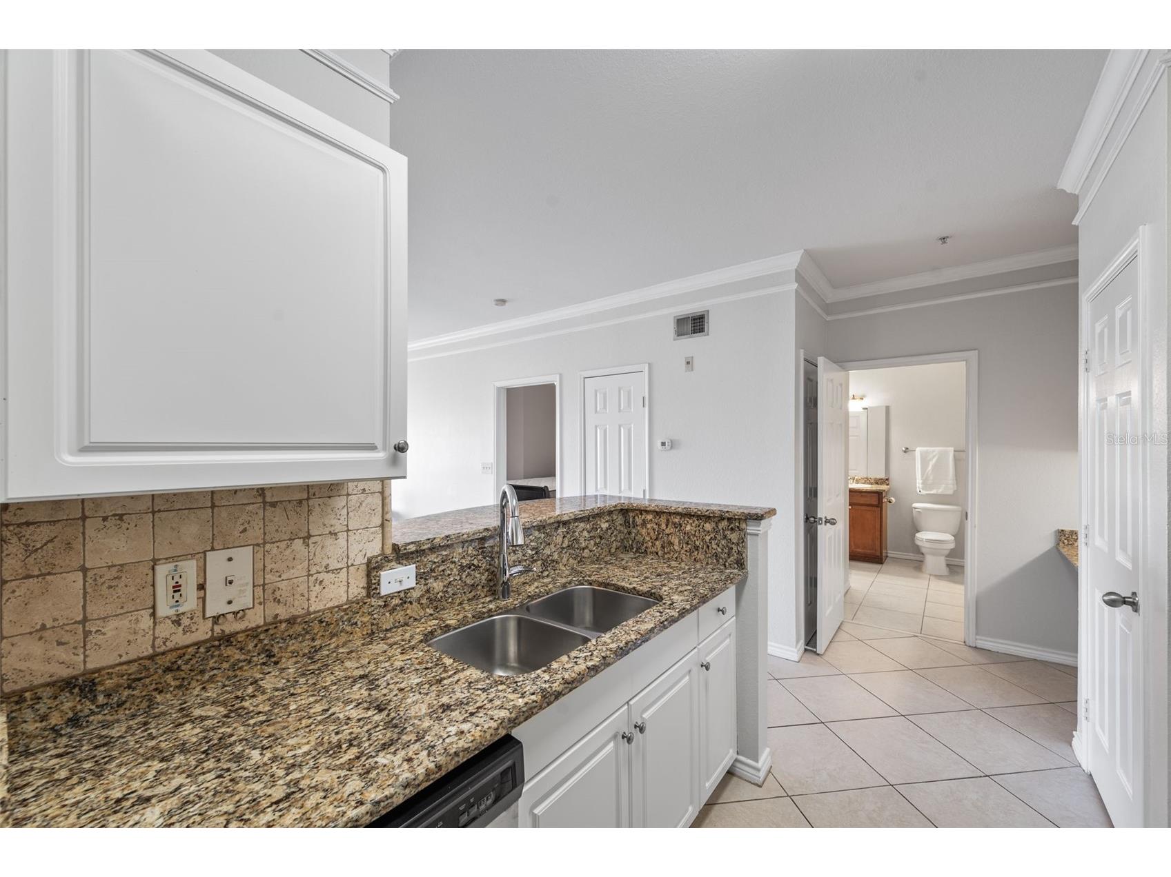 4305 Bayside Village Drive #202 Tampa FL 33615 TB8469785 image24
