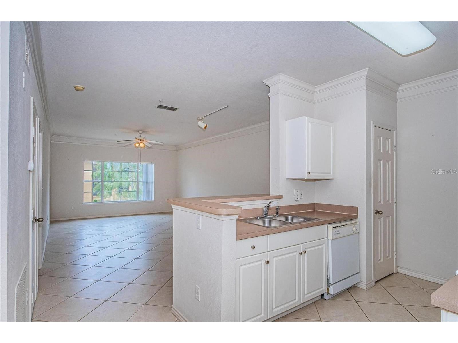 4305 Bayside Village Drive #304 Tampa FL 33615 TB8481013 image10