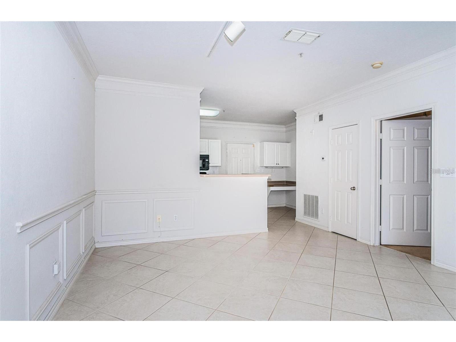 4305 Bayside Village Drive #304 Tampa FL 33615 TB8481013 image8