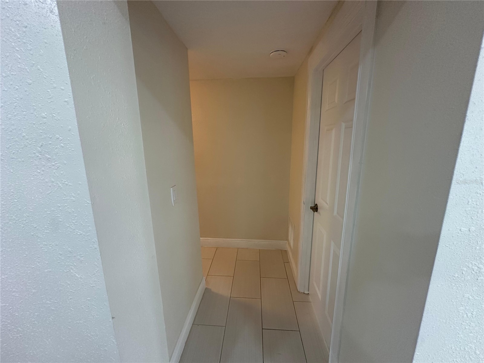 4305 E Henry Avenue Tampa FL 33610 TB8481692 image19