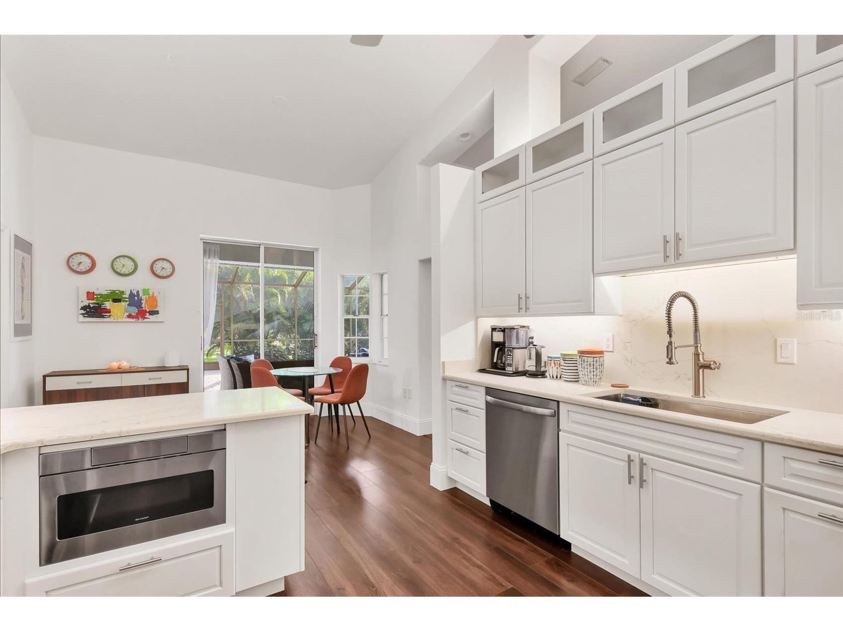 4305 Highland Oaks Circle Sarasota FL 34235 A4676006 image19