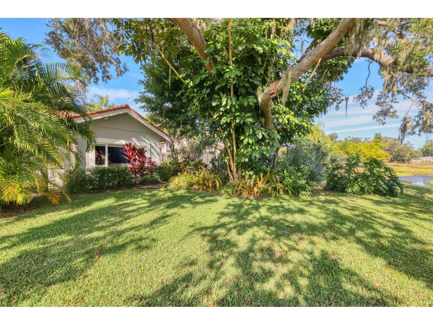 4305 Highland Oaks Circle Sarasota FL 34235 A4676006 image50