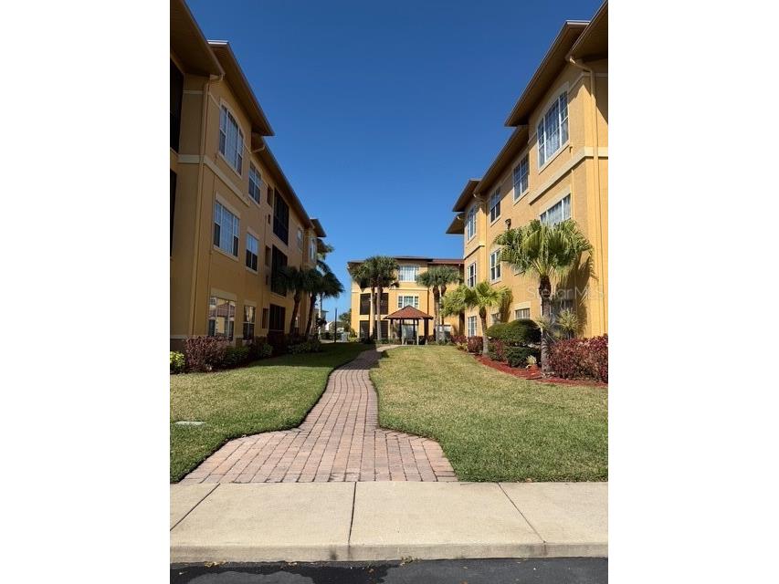 4306 Bayside Village Drive #102 Tampa FL 33615 O6388876 image23