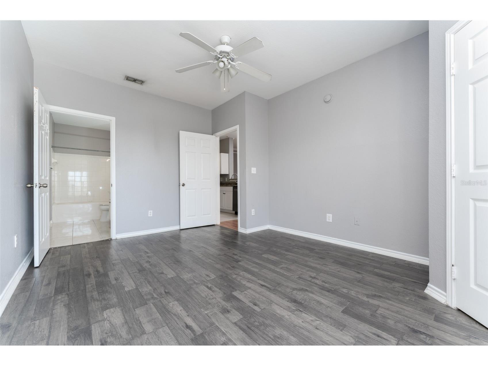 4306 Bayside Village Drive #202 Tampa FL 33615 TB8515949 image16