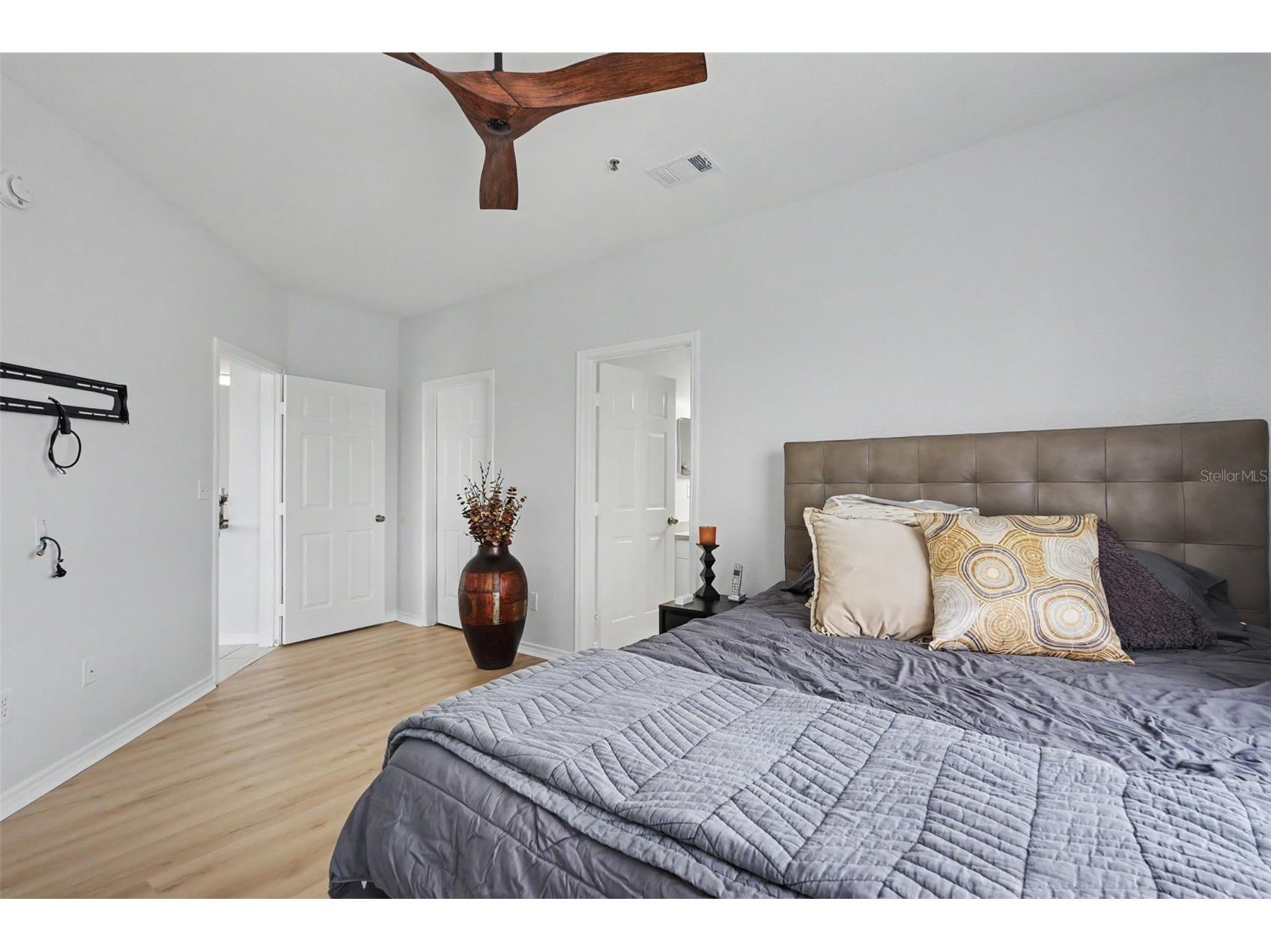 4306 Bayside Village Drive #301 Tampa FL 33615 TB8527306 image13