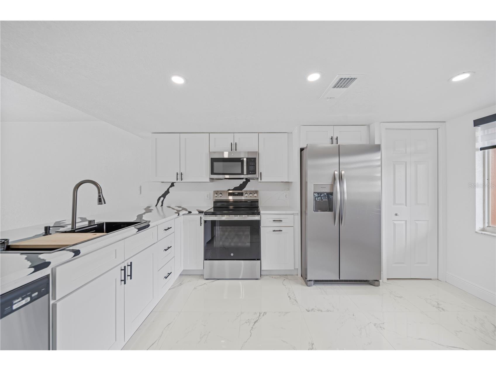 4306 Madeira Court #3335 Sarasota FL 34233 TB8506253 image19