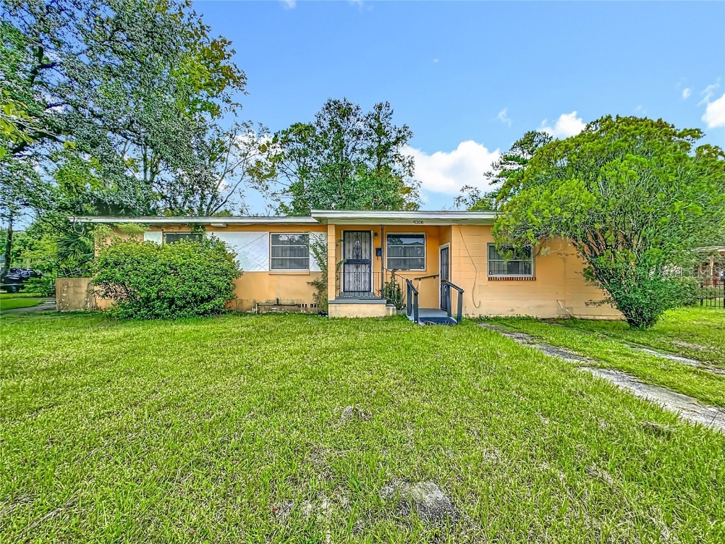 4306 Trenton Drive N Jacksonville FL 32209 TB8422450 image1