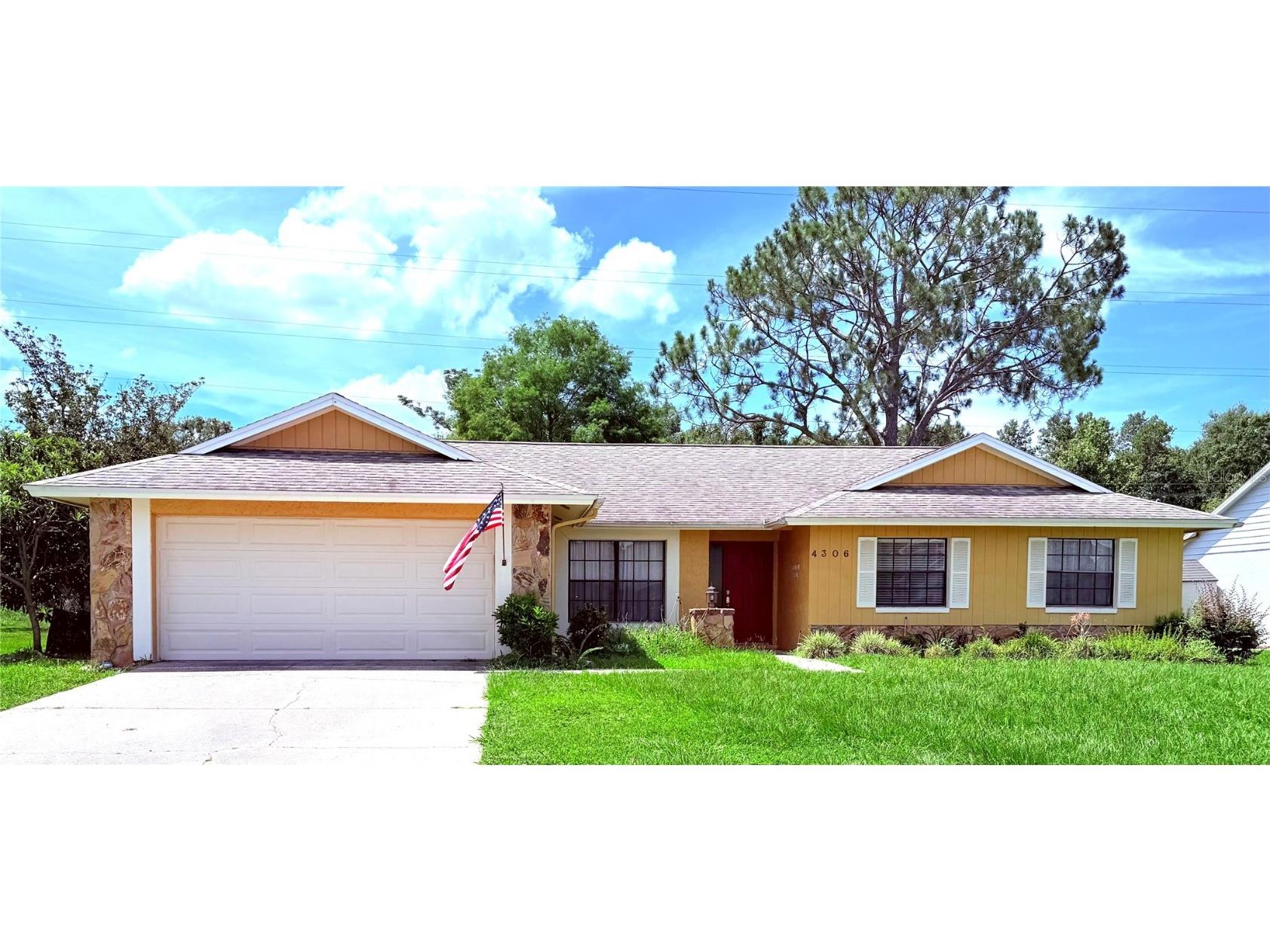 4306 Woodside Manor Drive Tampa FL 33624 TB8401954 image1