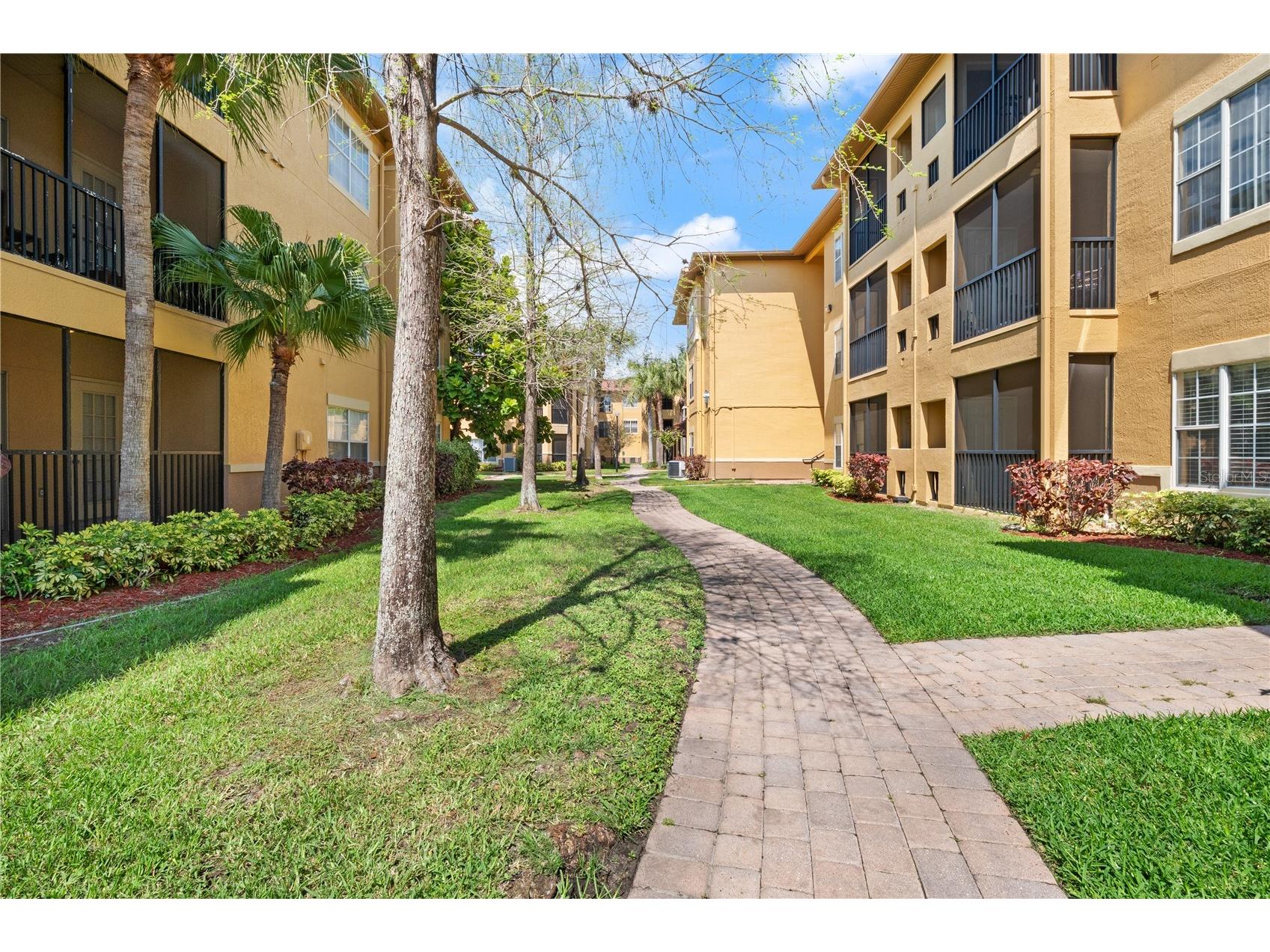 4307 Bayside Village Drive #103 Tampa FL 33615 O6410615 image2