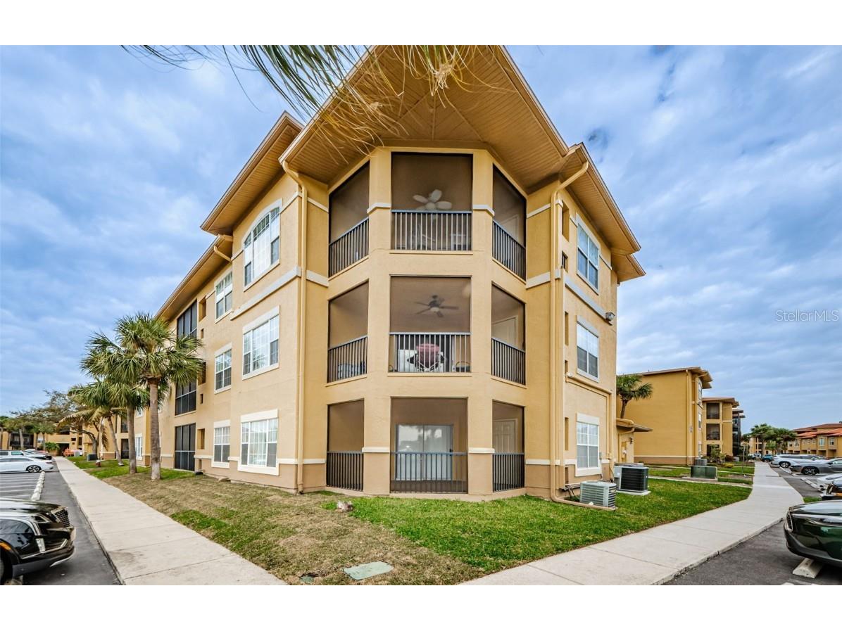 4307 Bayside Village Drive #306 Tampa FL 33615 U8230886 image1