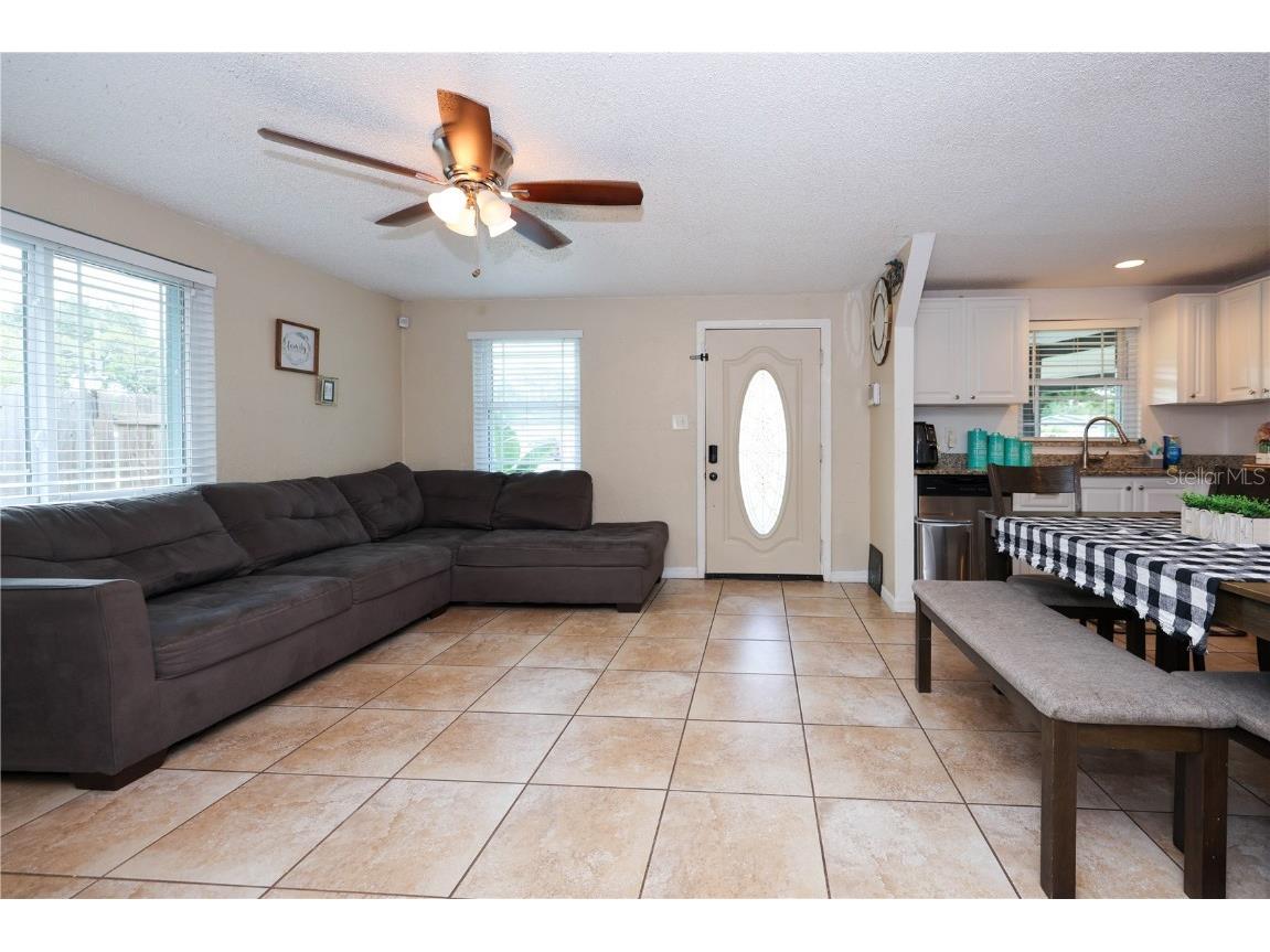 4307 E Grove View Avenue Tampa FL 33617 T3546343 image9