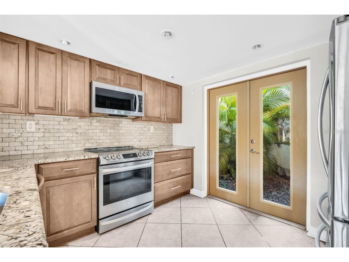 4307 Harbor House Drive #13 Tampa FL 33615 TB8455416 image12