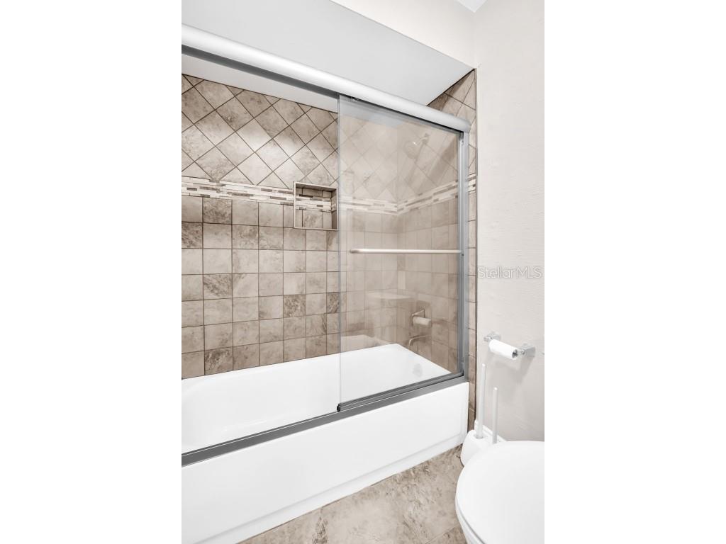 4307 Harbor House Drive #13 Tampa FL 33615 TB8455416 image29