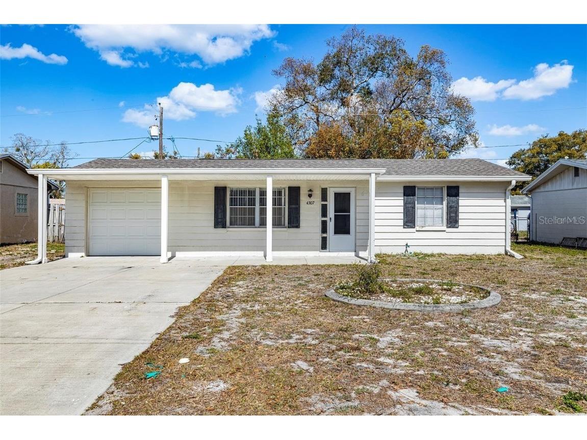 4307 Oak Bluff Avenue Holiday FL 34691 T3426890 image1