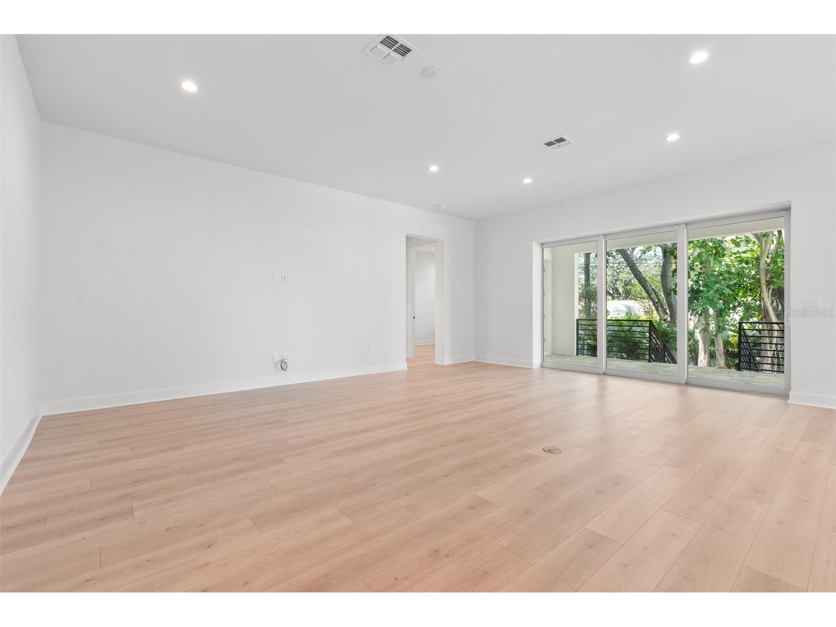 4307 Renellie Drive S Tampa FL 33611 TB8375809 image22