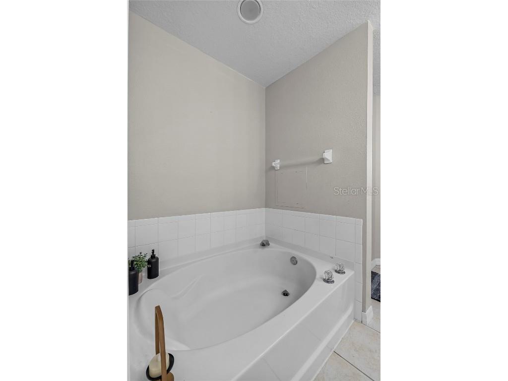 4307 Shipp Court Lakeland FL 33813 L4954504 image16