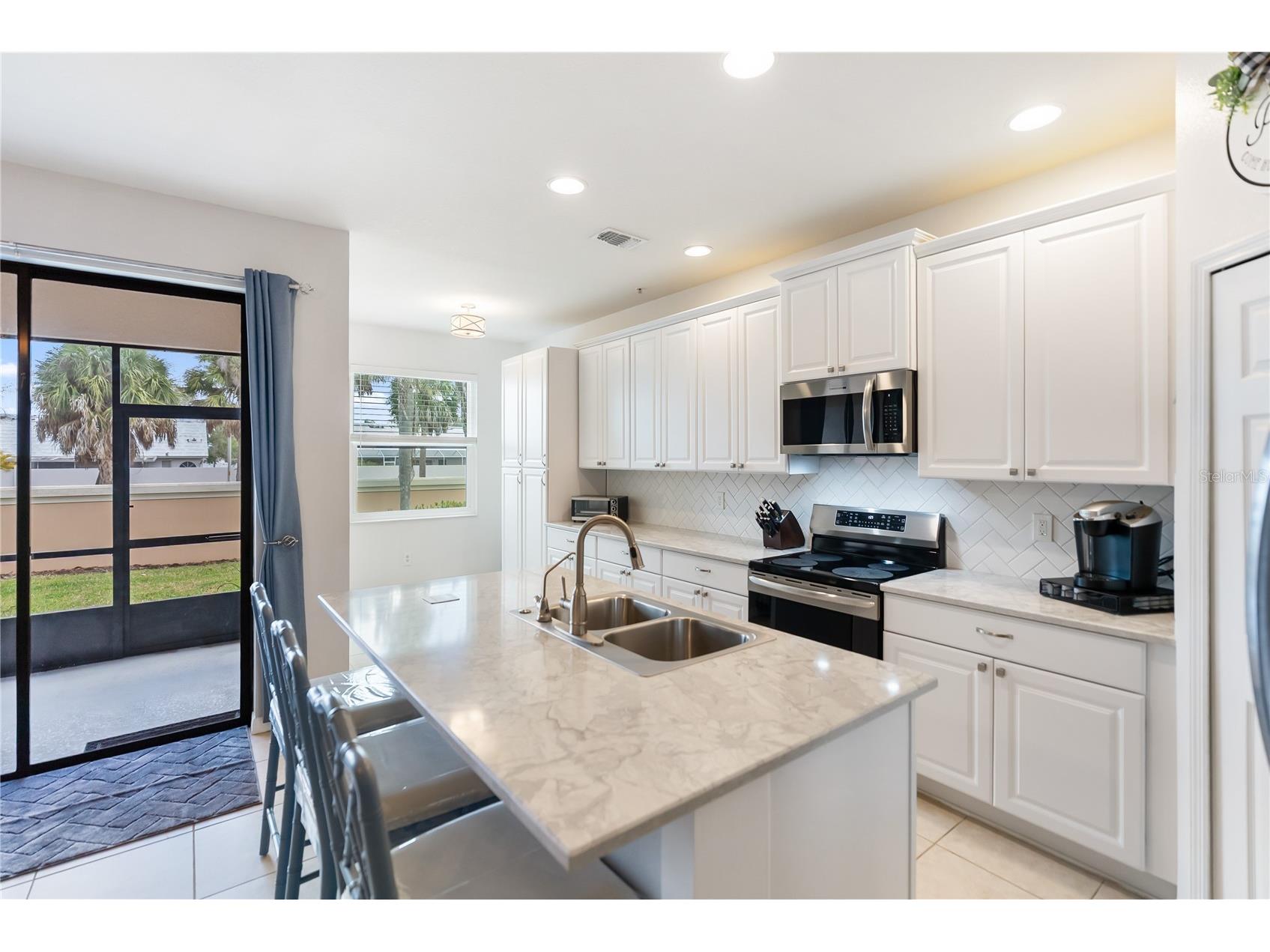 4307 Via Piedra Circle #6-102 Sarasota FL 34233 A4684964 image13