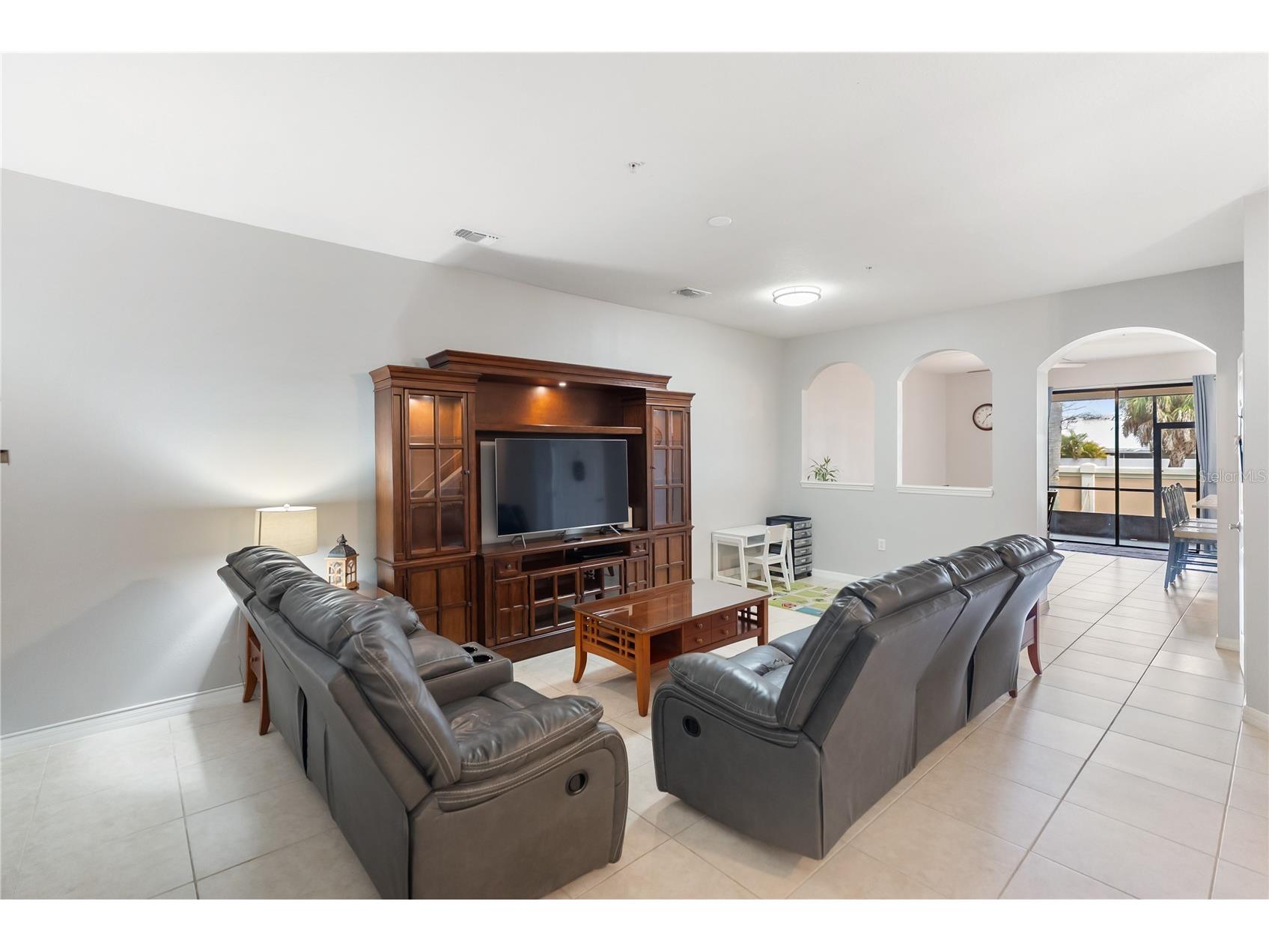 4307 Via Piedra Circle #6-102 Sarasota FL 34233 A4684964 image8