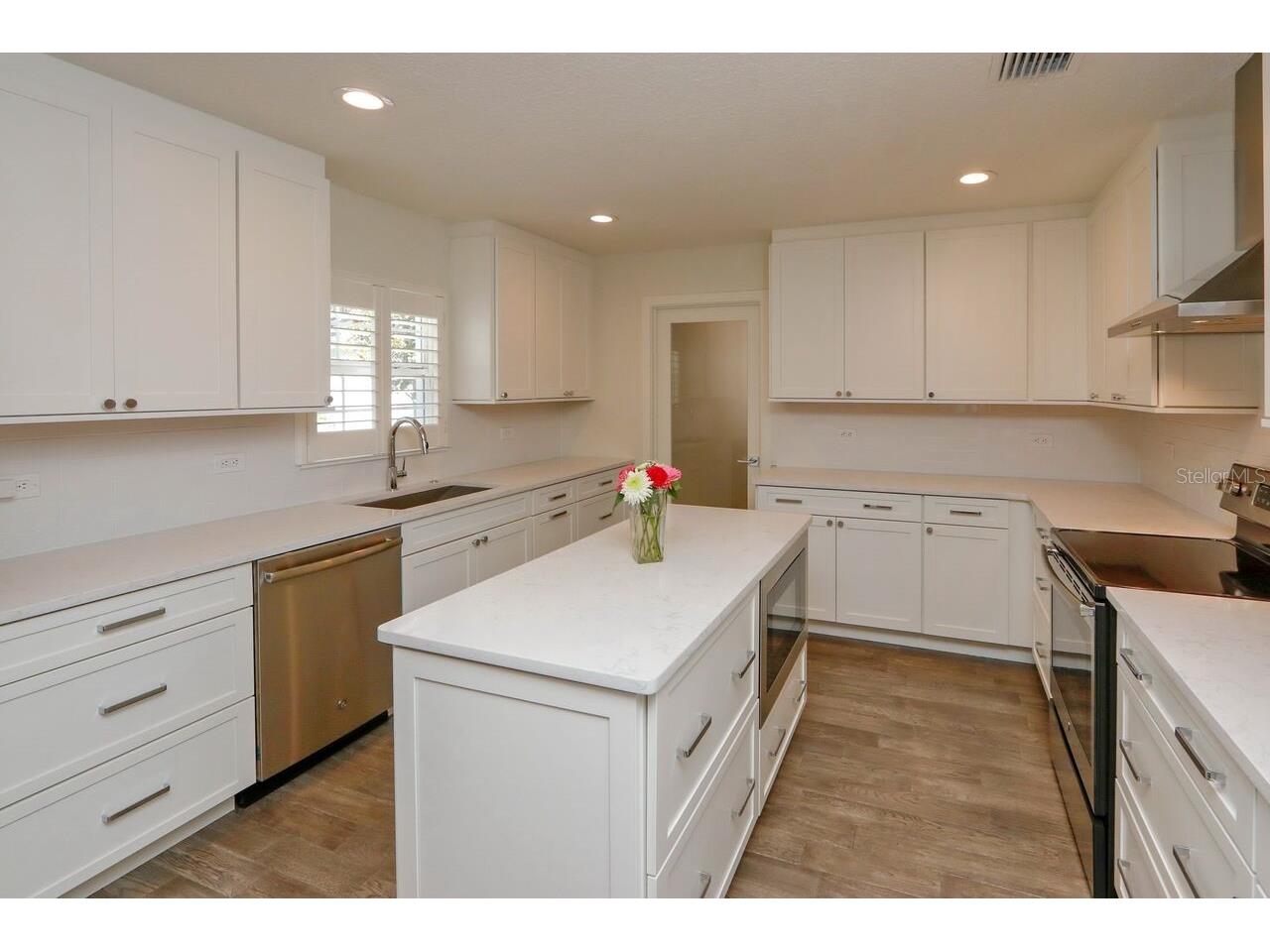 4307 W Roland Street Tampa FL 33609 TB8486513 image12