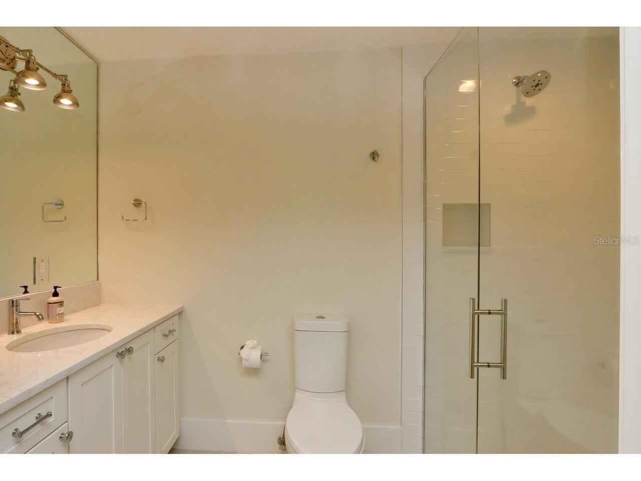 4307 W Roland Street Tampa FL 33609 TB8486513 image18