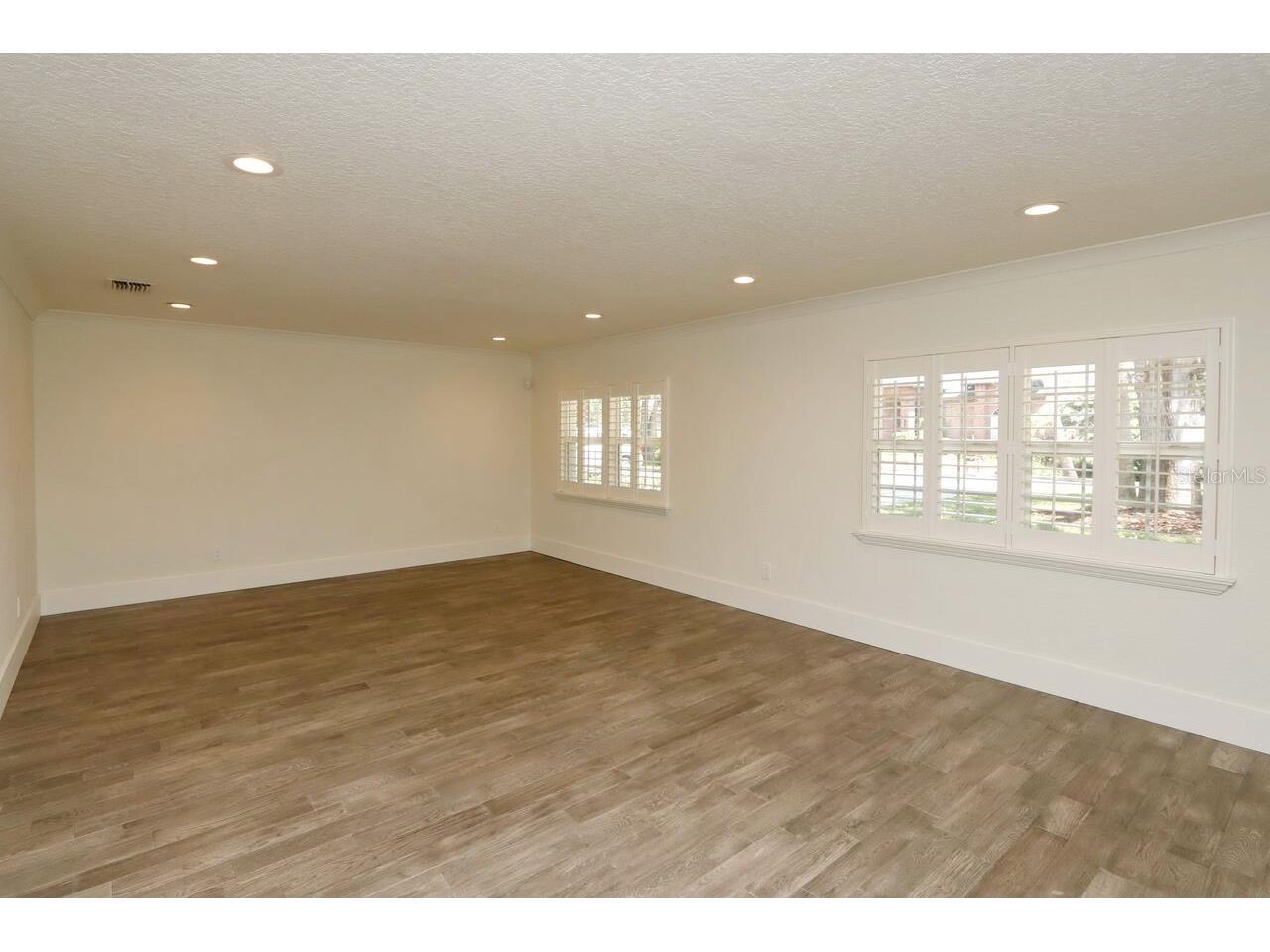 4307 W Roland Street Tampa FL 33609 TB8486513 image3