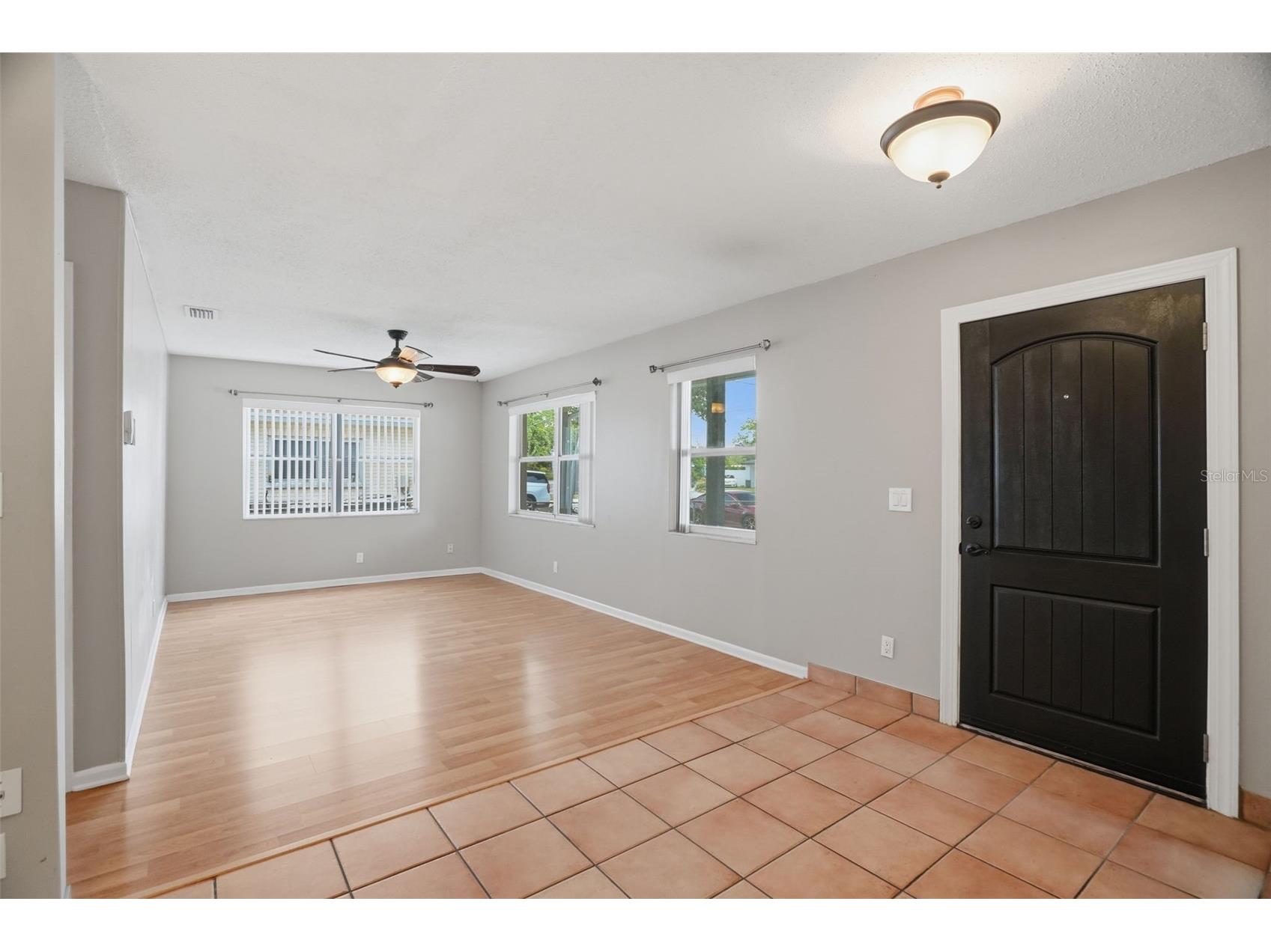 4307 W Wisconsin Court Tampa FL 33616 TB8512284 image2