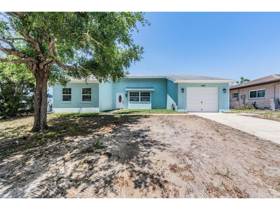 4307 Woodfield Avenue Holiday FL 34691 T3523012 image1