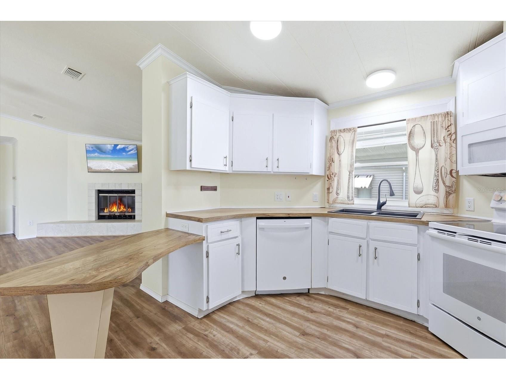 4308 13th Street E Ellenton FL 34222 A4691348 image10