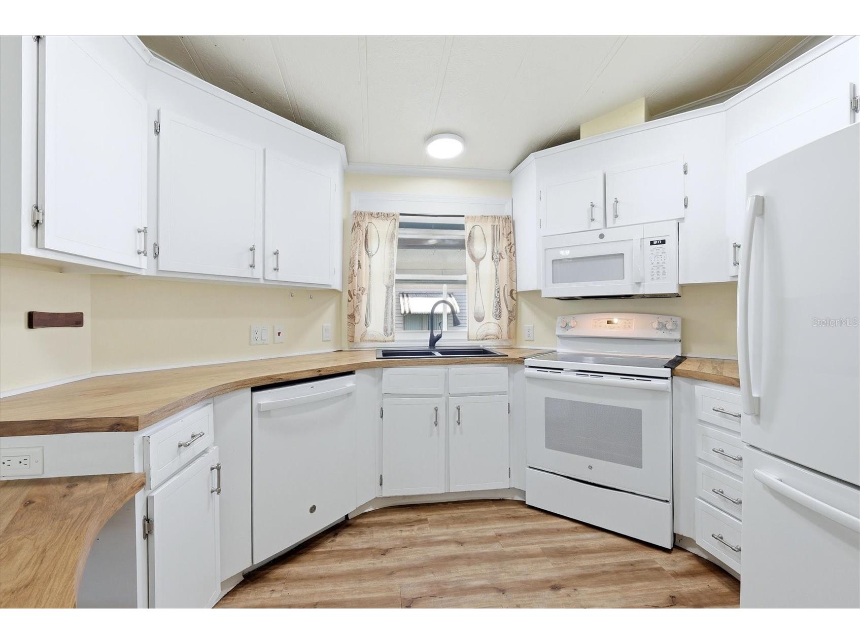 4308 13th Street E Ellenton FL 34222 A4691348 image9