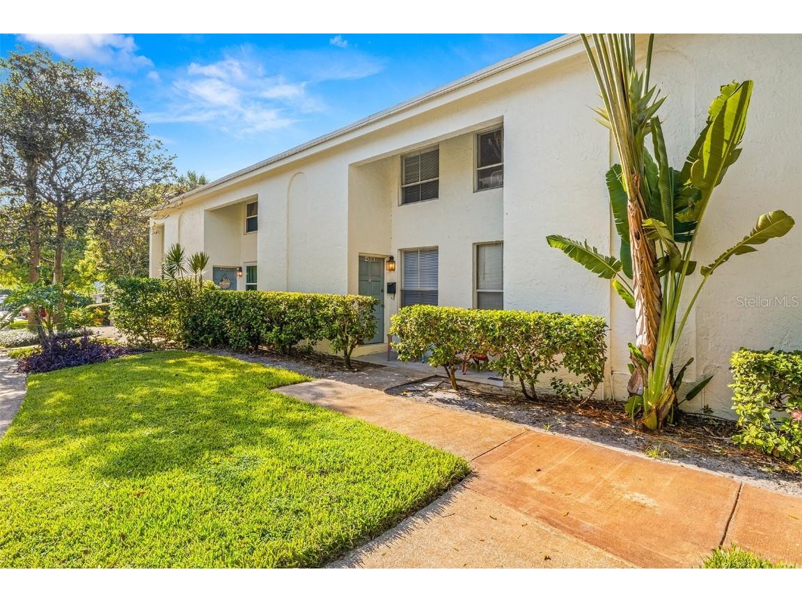 4308 La Riviera Court Tampa FL 33611 T3462408 image1