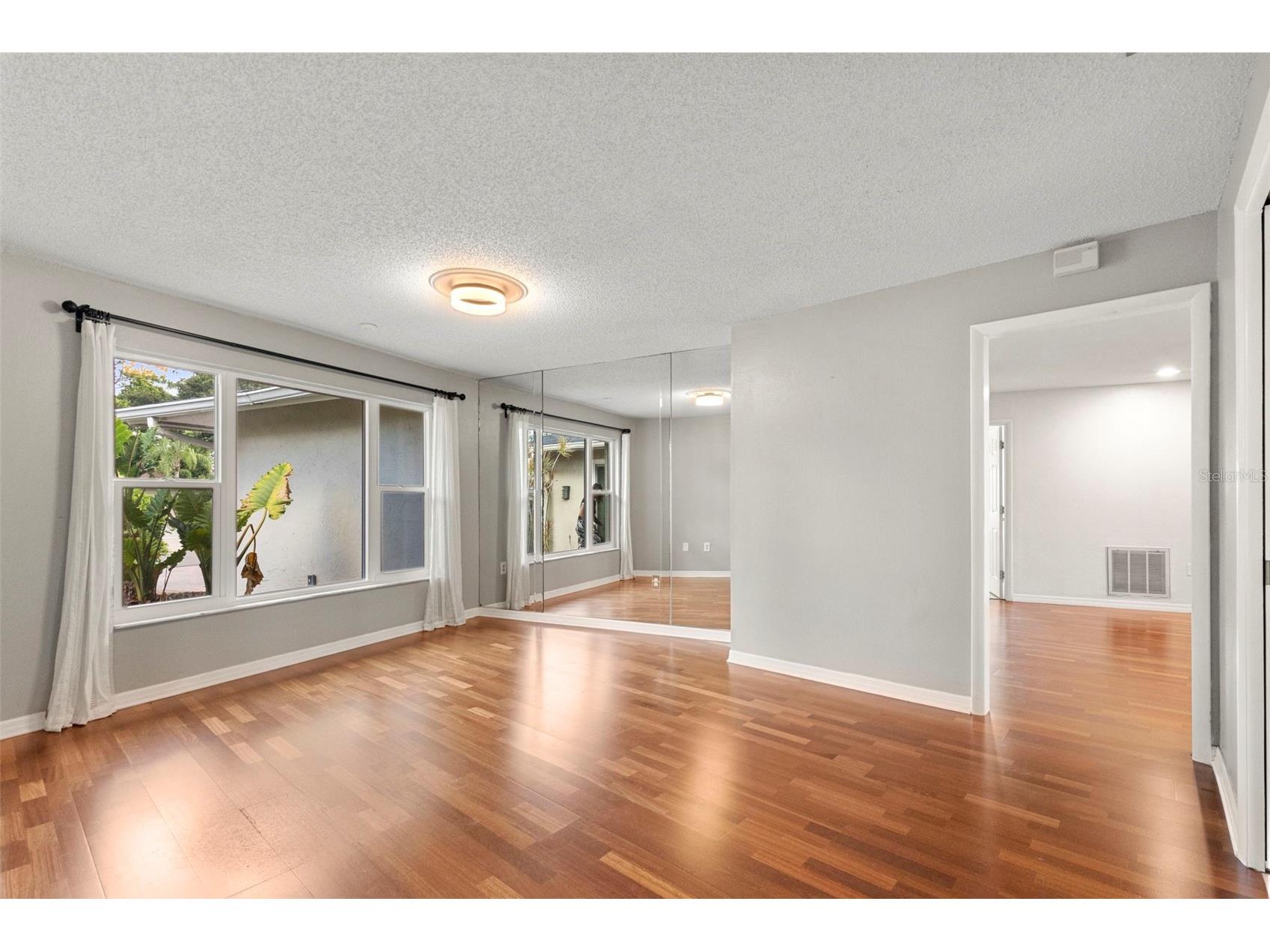 4308 Middle Lake Drive Tampa FL 33624 TB8514073 image13