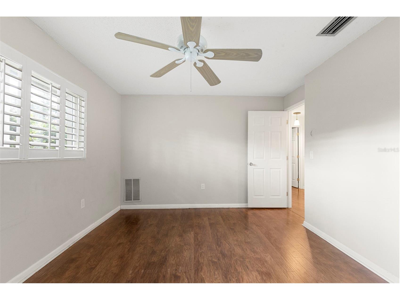4308 Middle Lake Drive Tampa FL 33624 TB8514073 image32