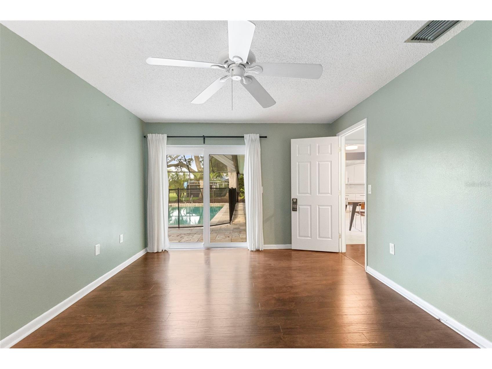 4308 Middle Lake Drive Tampa FL 33624 TB8514073 image36
