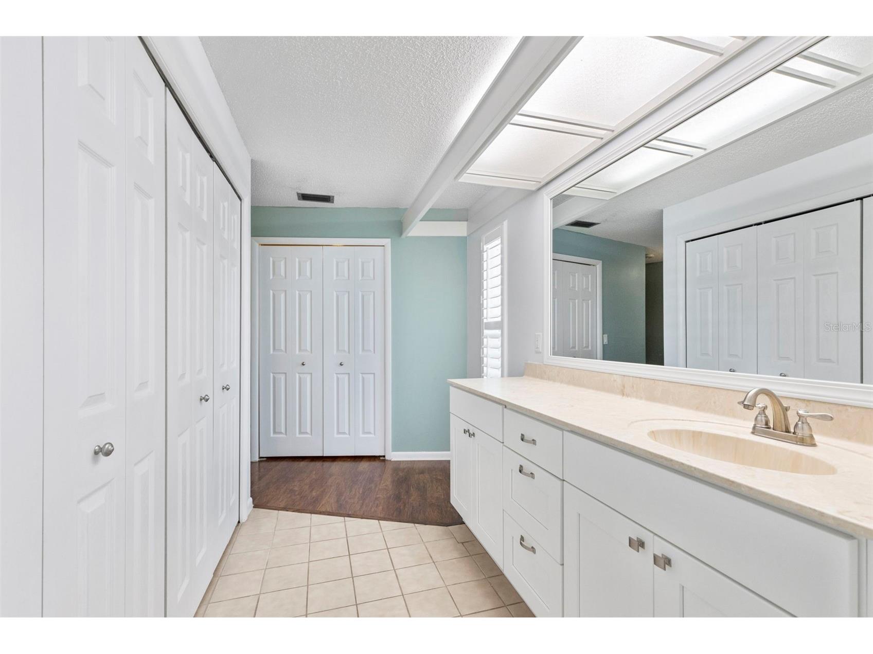 4308 Middle Lake Drive Tampa FL 33624 TB8514073 image48